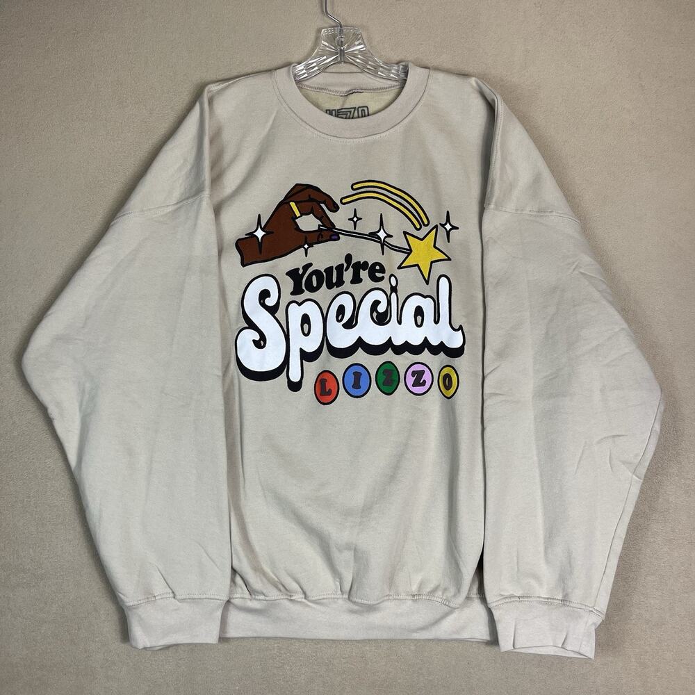 Lizzo Sweatshirt Mens 4XL Beige Sasha Be Fluting Homecoming‎ Crewneck Pullover